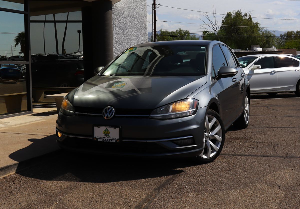 Volkswagen Golf photo 2