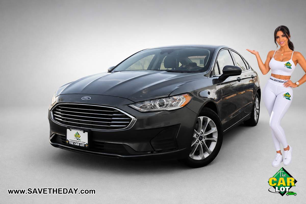 2020 Ford Fusion SE