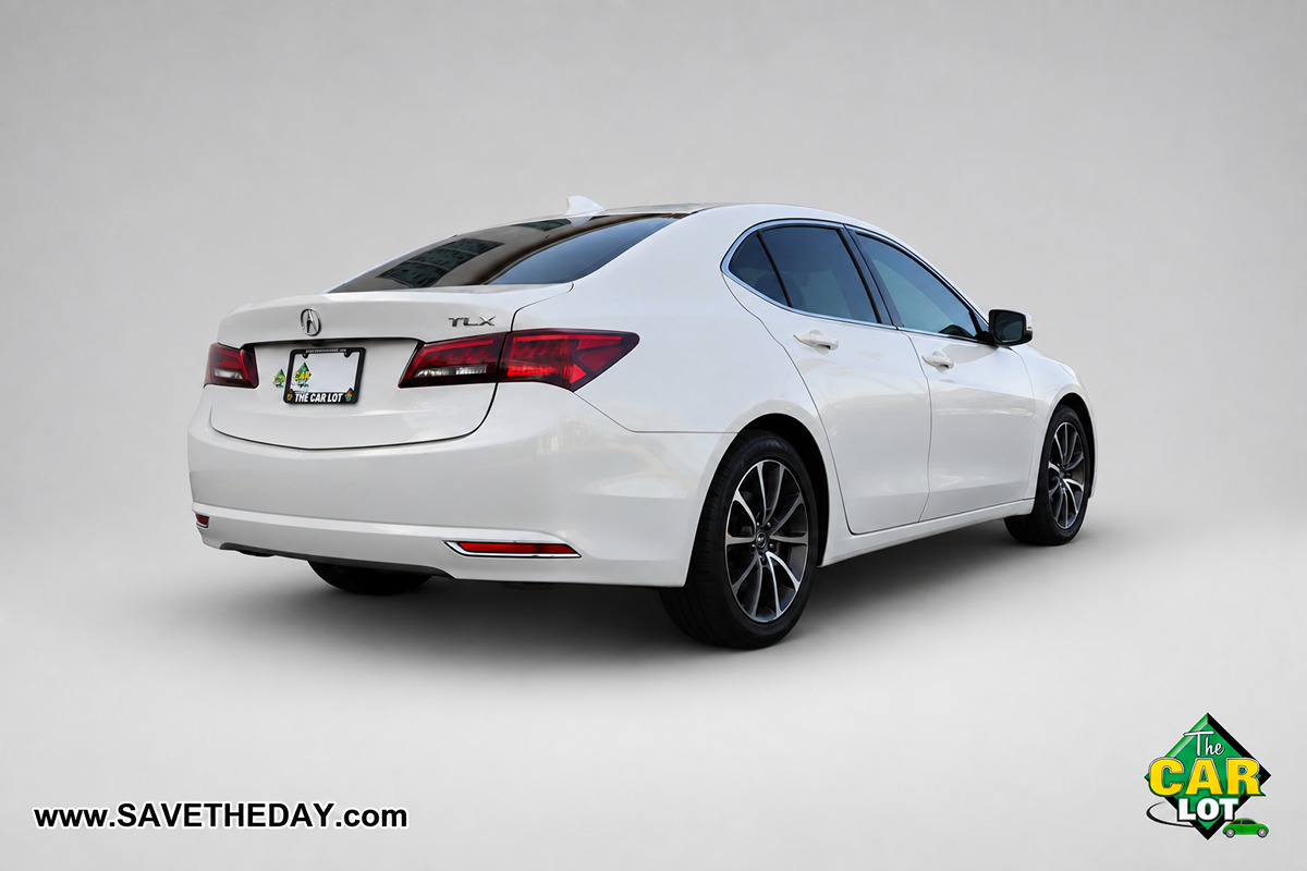Acura TLX photo 8