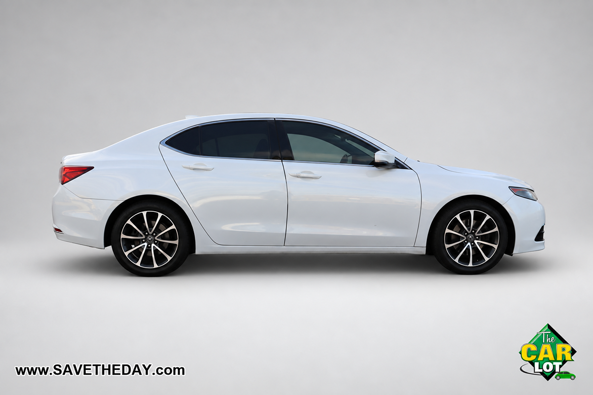 Acura TLX photo 9