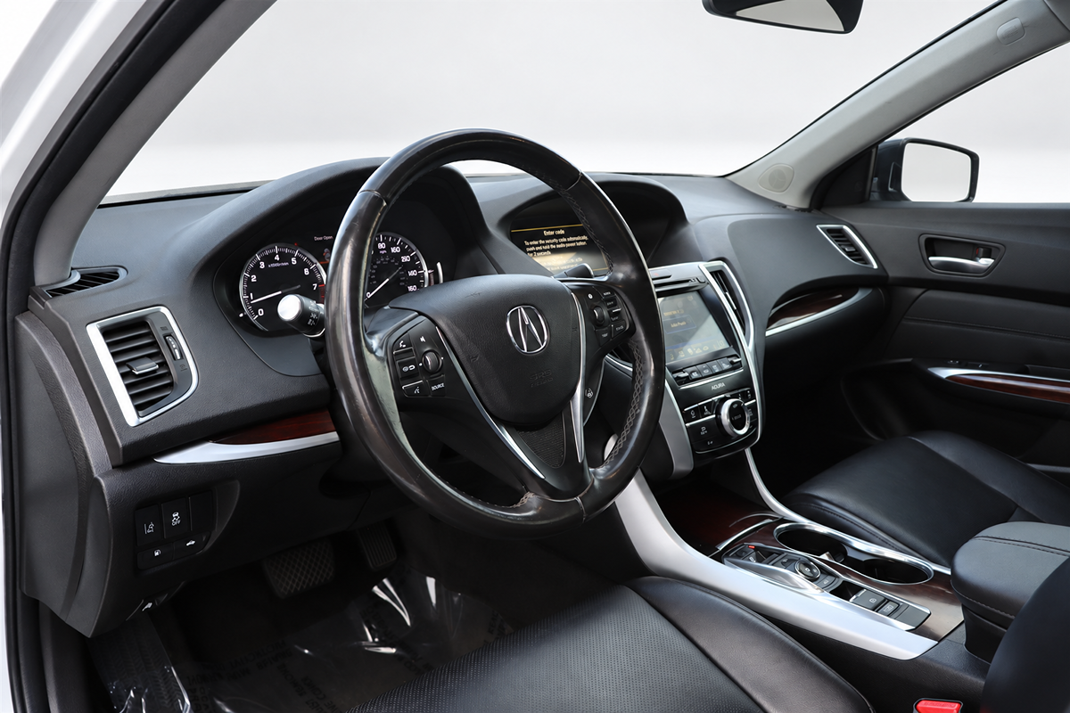 Acura TLX photo 26