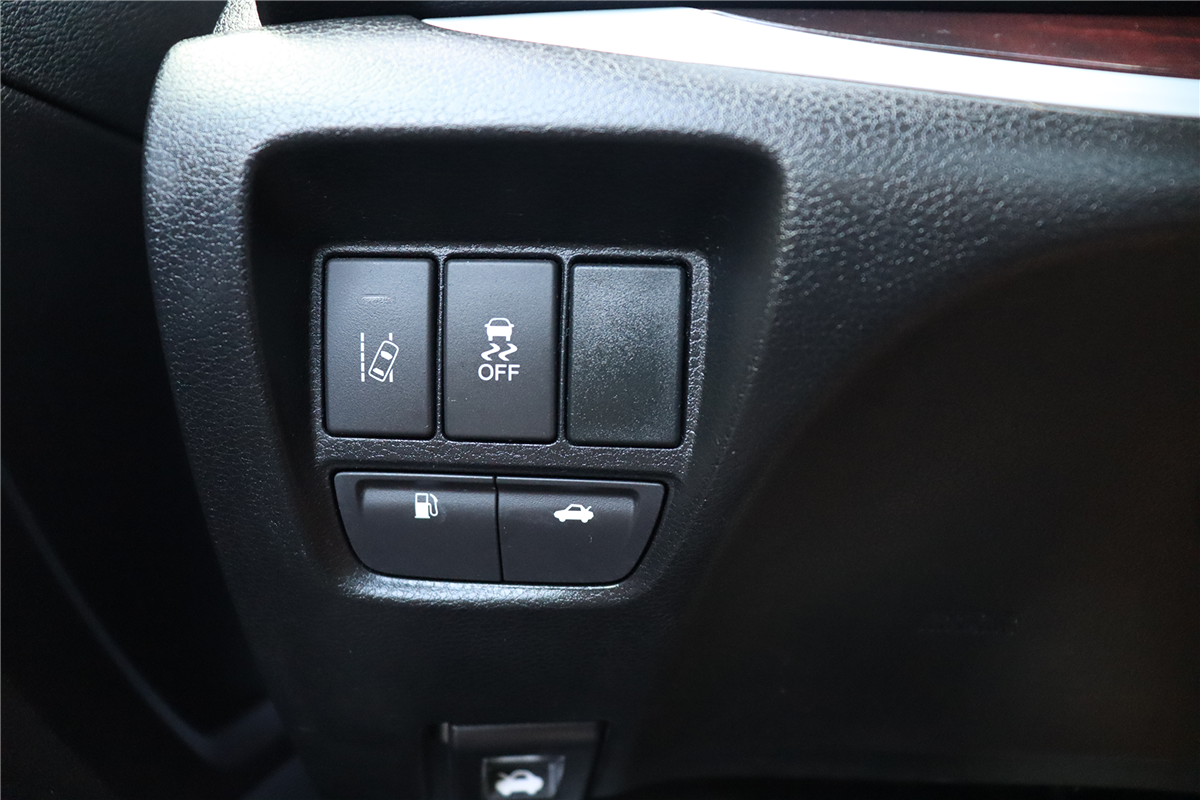 Acura TLX photo 28