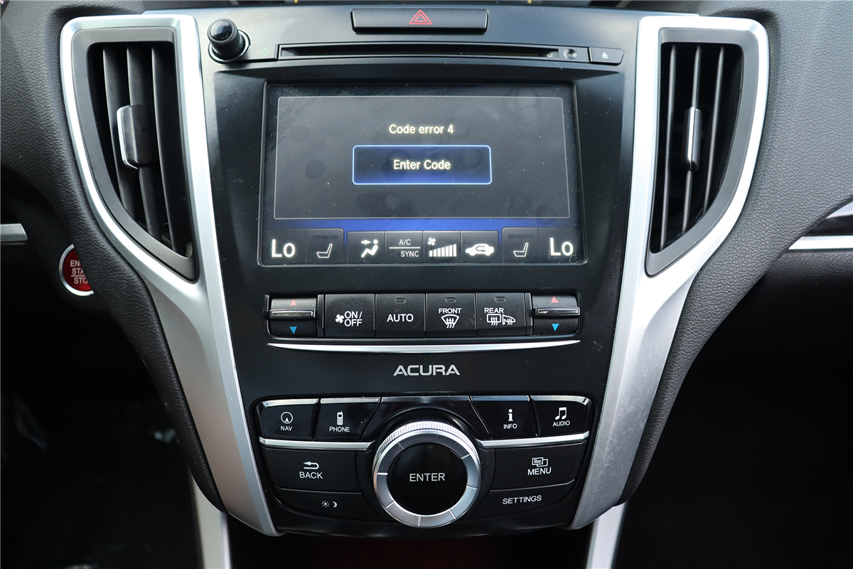 Acura TLX photo 31