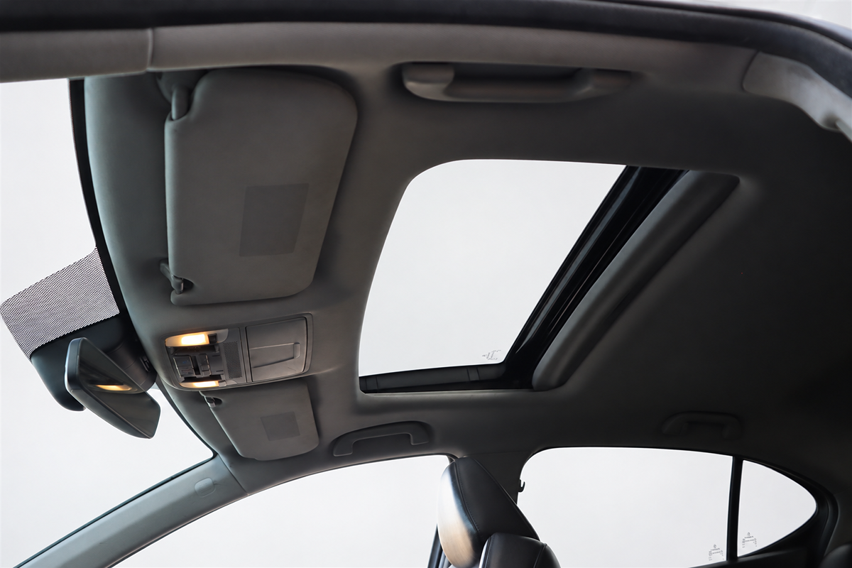 Acura TLX photo 37