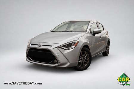 2020 Toyota Yaris Hatchback XLE