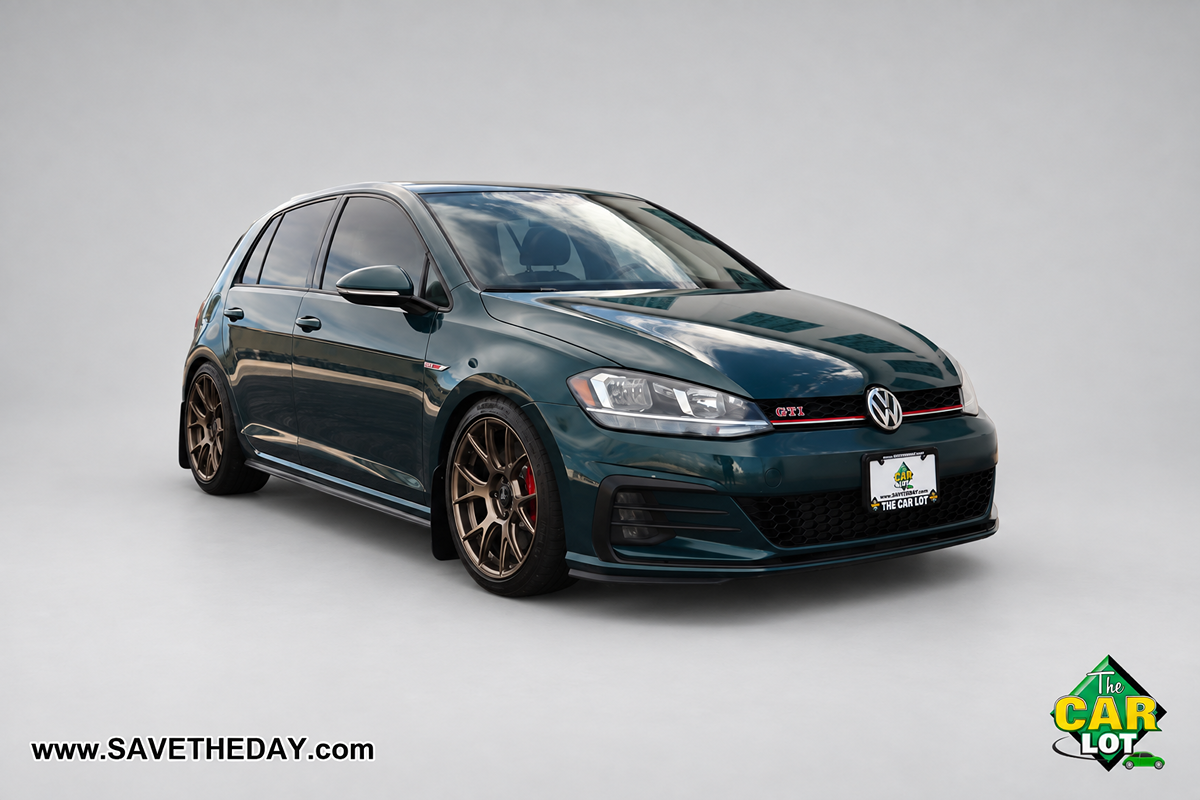 Volkswagen Golf GTI photo 10