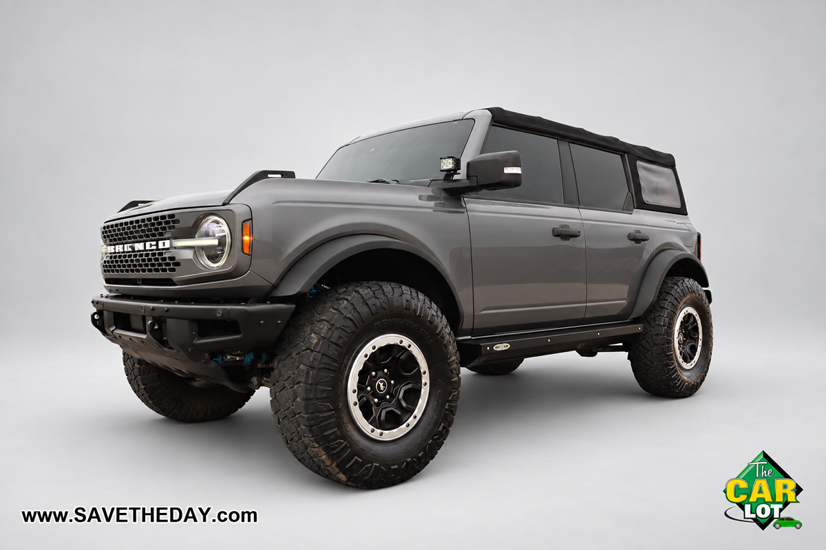 Ford Bronco photo 4