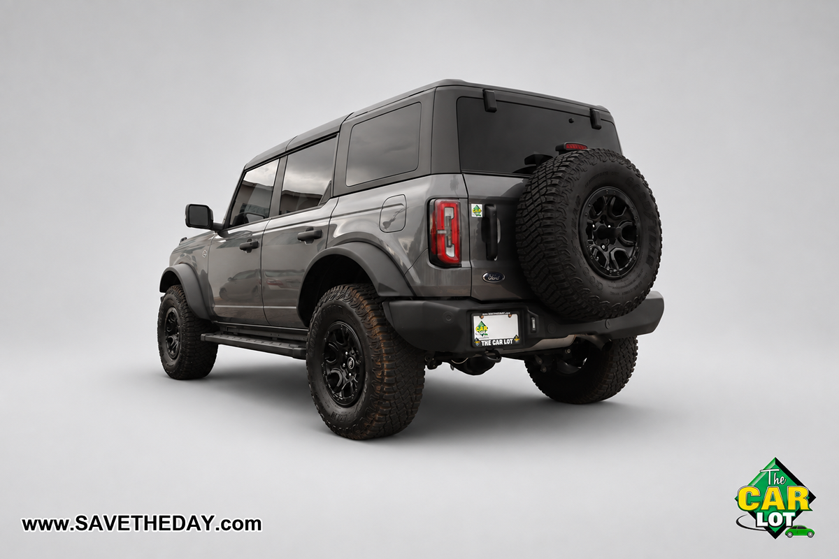 Ford Bronco photo 6