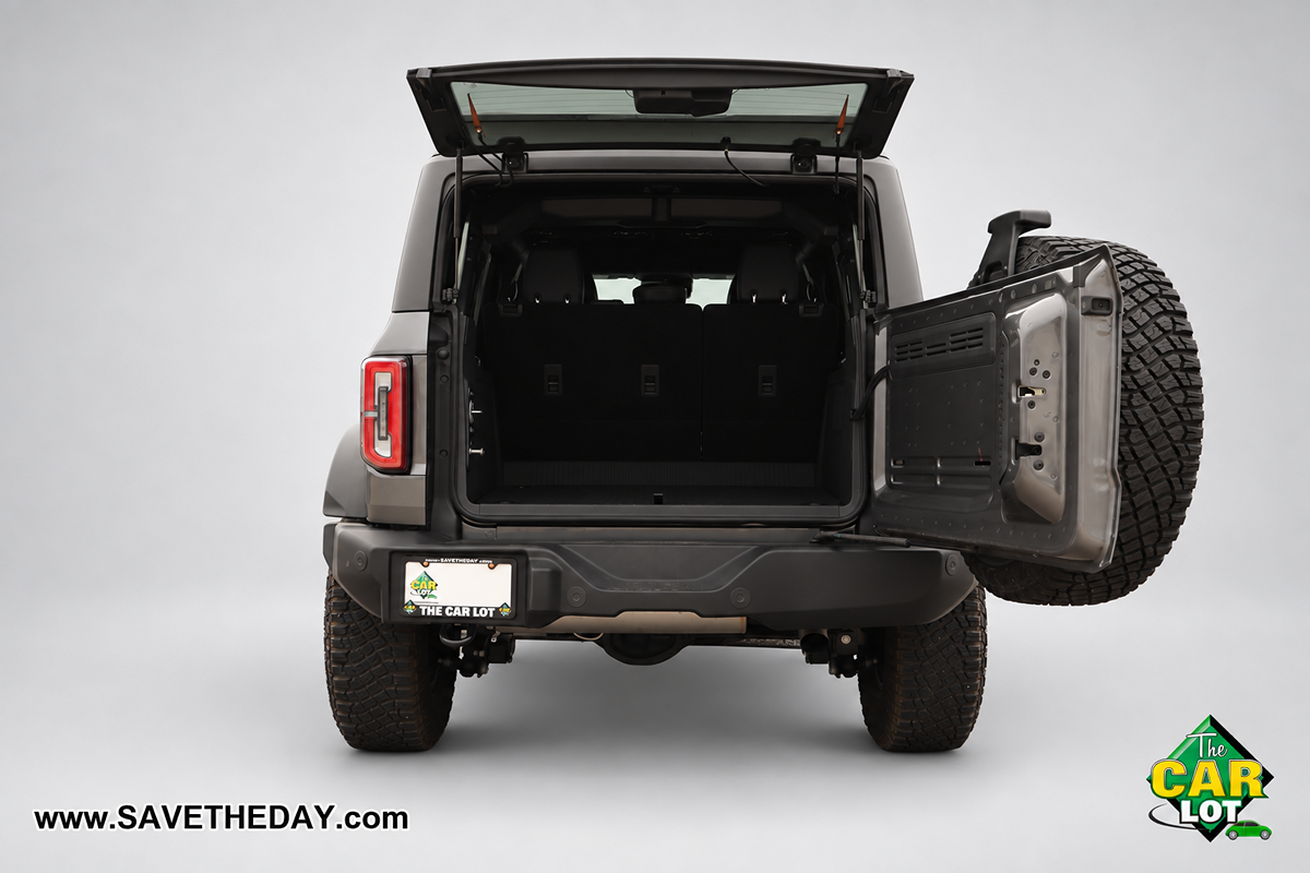 Ford Bronco photo 12