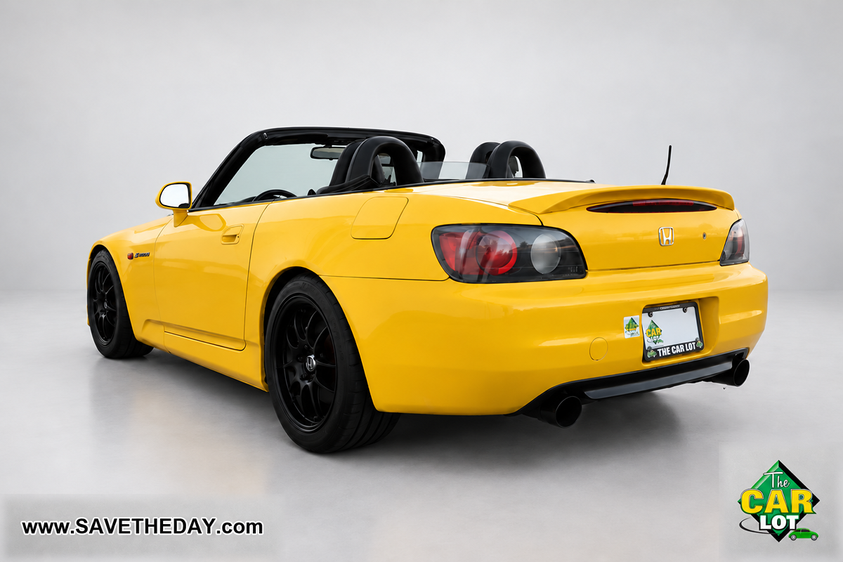 Photo 16 of this Honda S2000