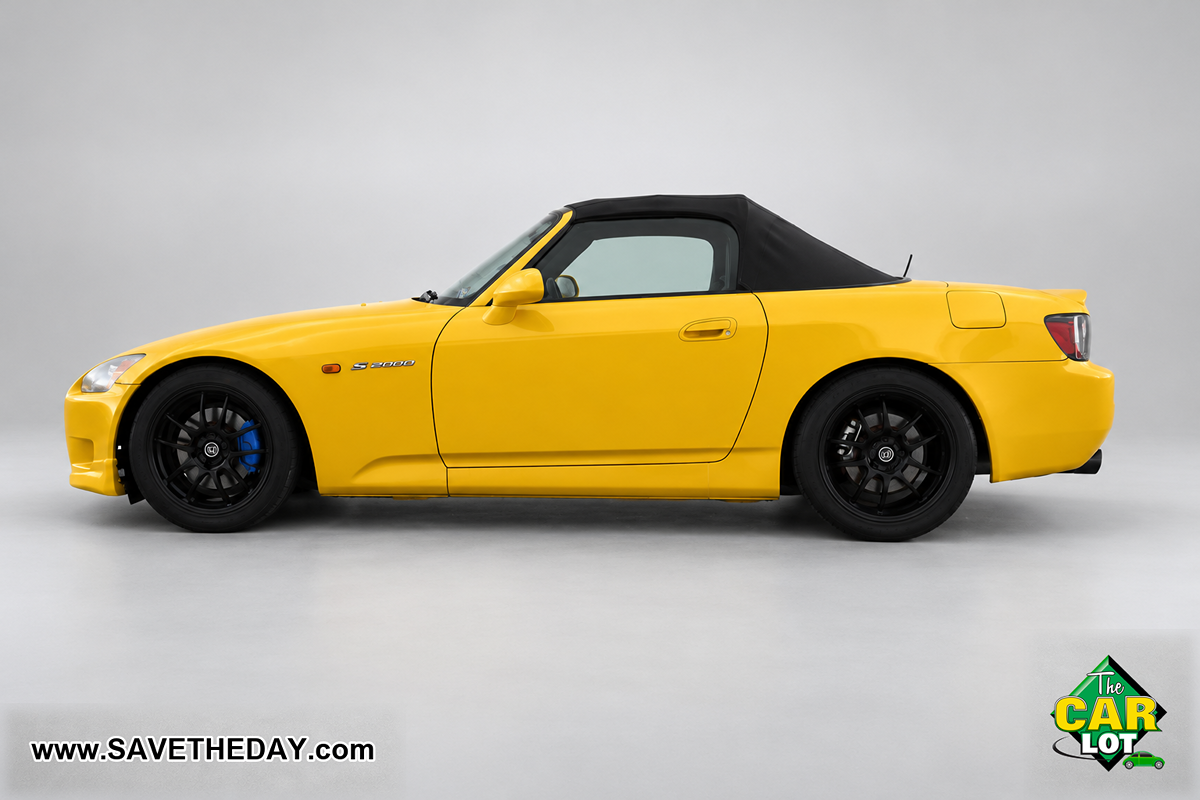 Photo 6 of this Honda S2000