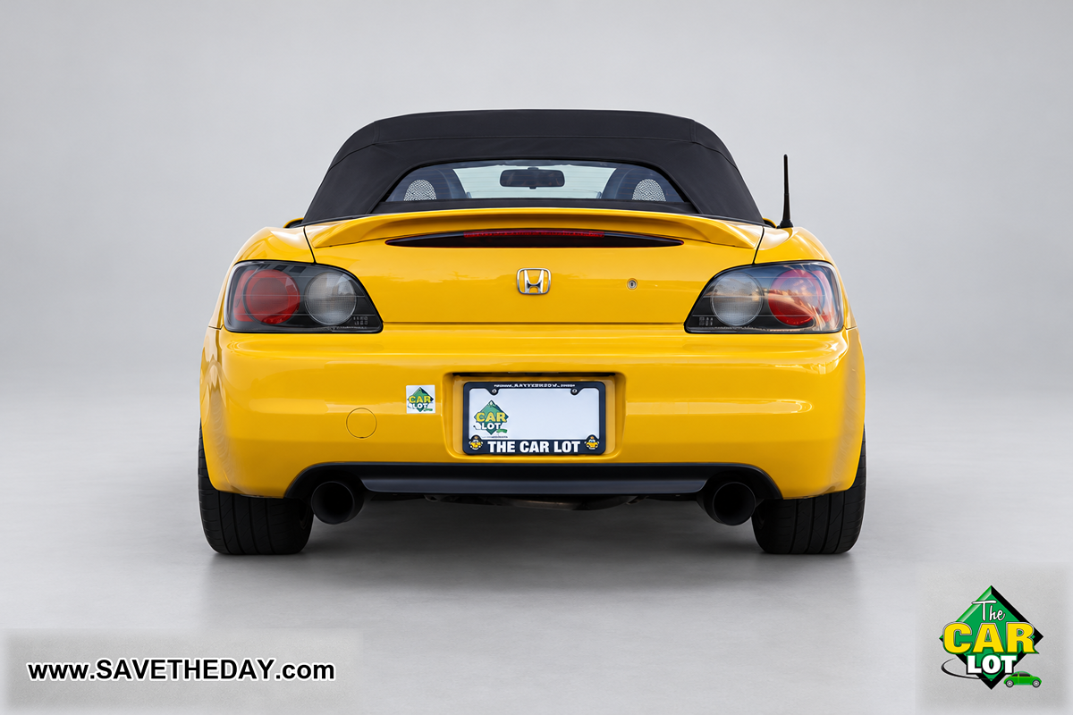 Photo 8 of this Honda S2000