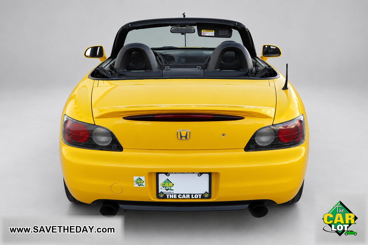 Photo 17 of this Honda S2000