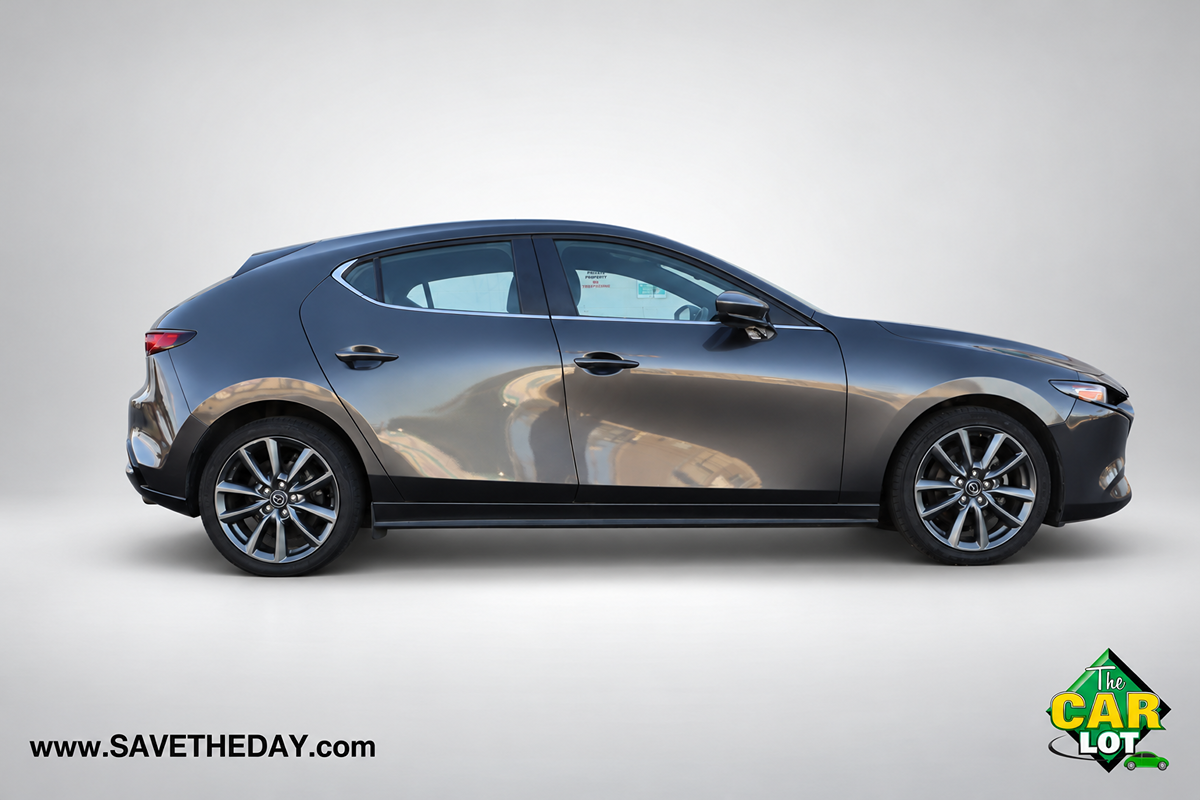 Mazda Mazda3 photo 9
