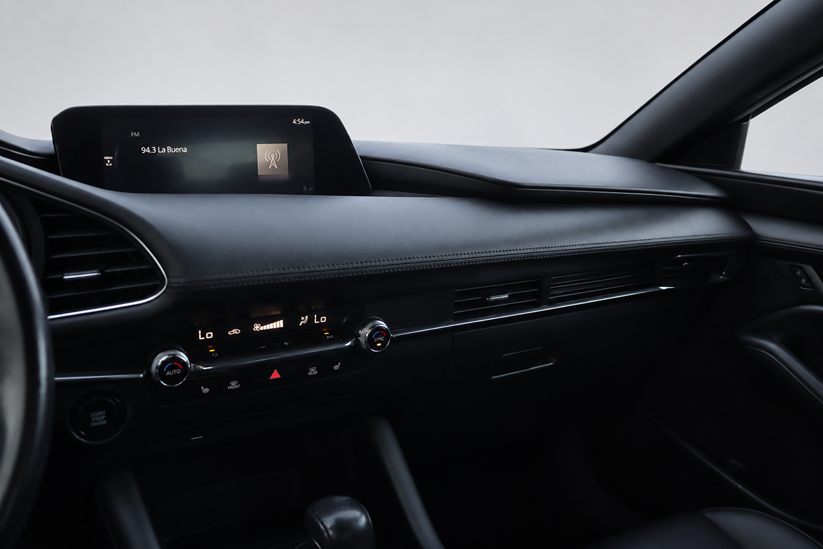 Mazda Mazda3 photo 30