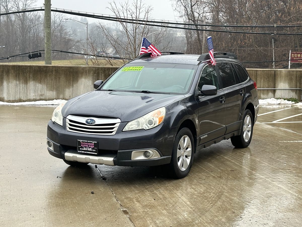 2011 Subaru Outback 2.5i Limited Pwr Moon