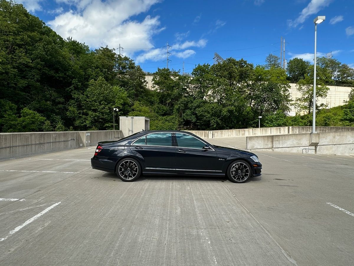 2009 Mercedes-Benz S-Class S63 AMG - Photo 4
