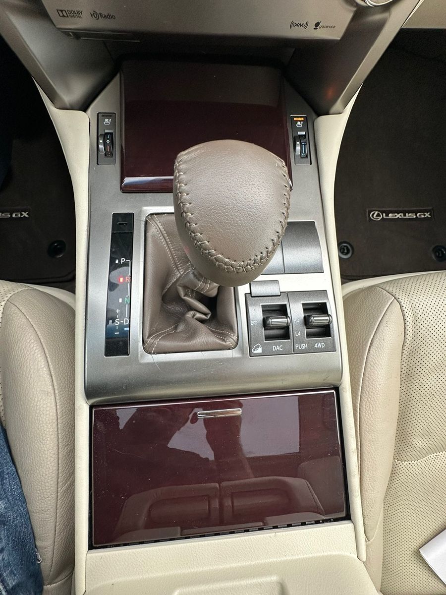2019 Lexus GX 460 Premium photo 21
