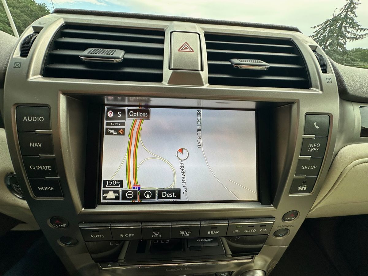 2019 Lexus GX 460 Premium photo 20