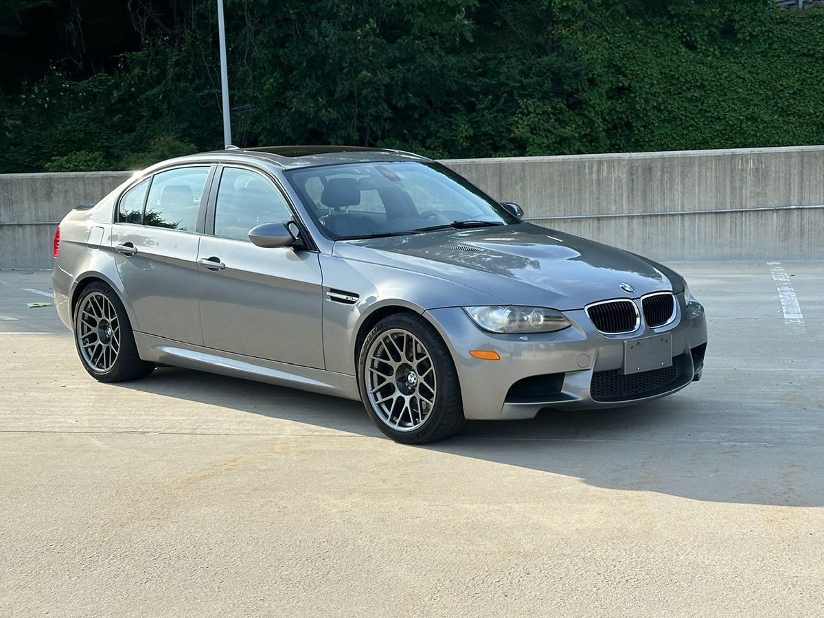 2011 Bmw M3 3 photo 3