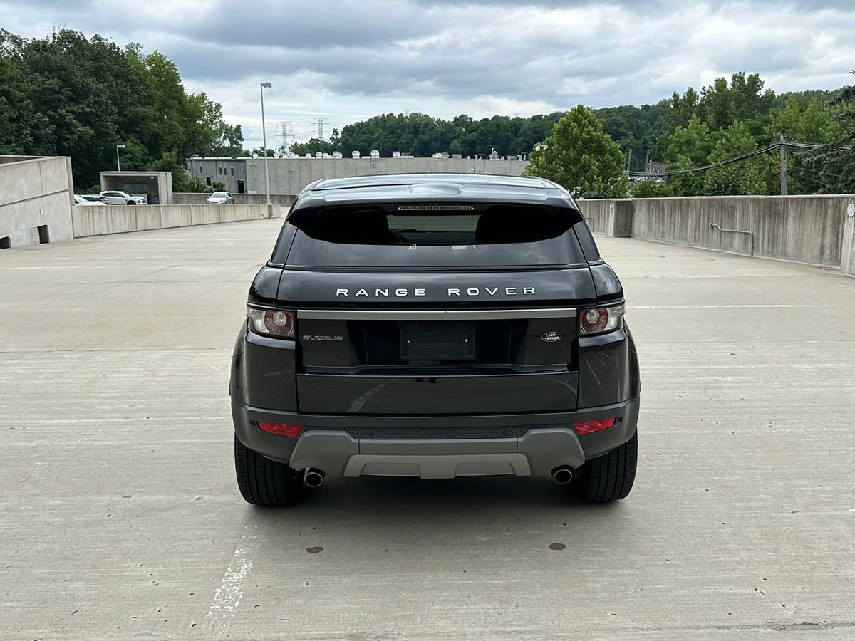 2013 Land Rover Range Rover Evoque Pure Premium photo 5