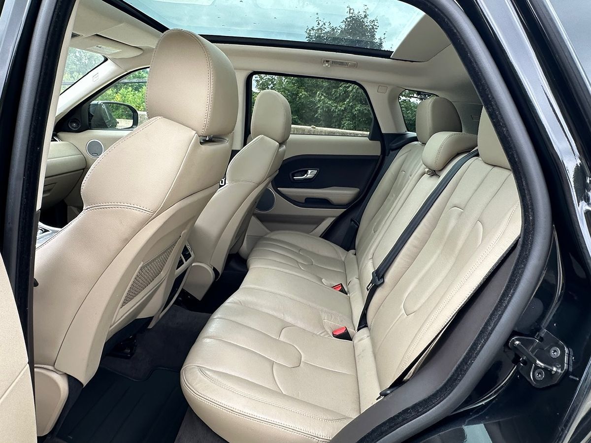 2013 Land Rover Range Rover Evoque Pure Premium photo 16