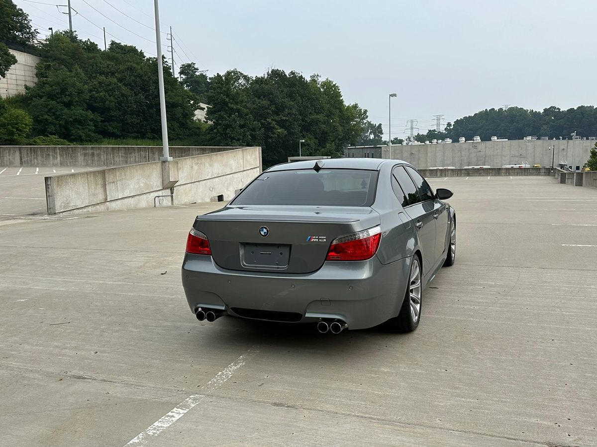 2008 Bmw M5 5 - Series photo 6