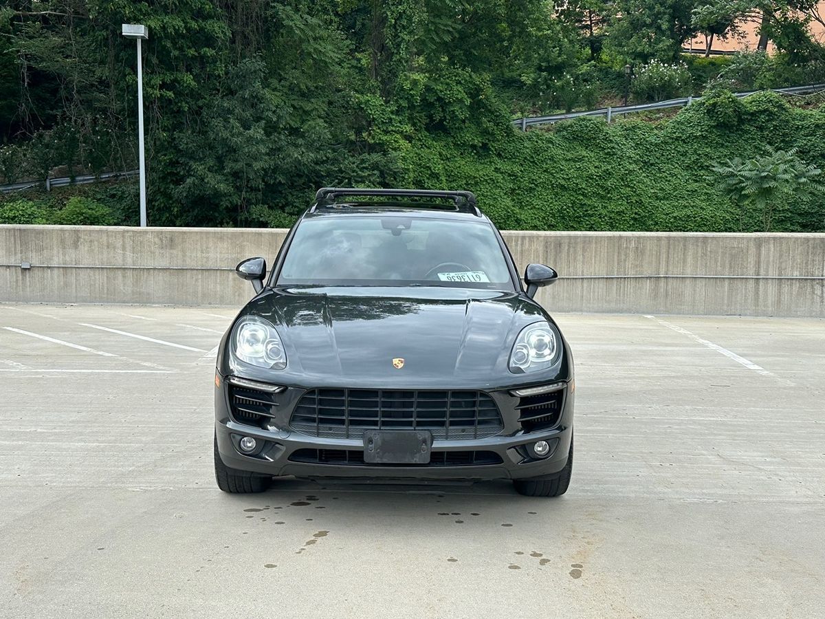 2017 Porsche Macan S photo 2