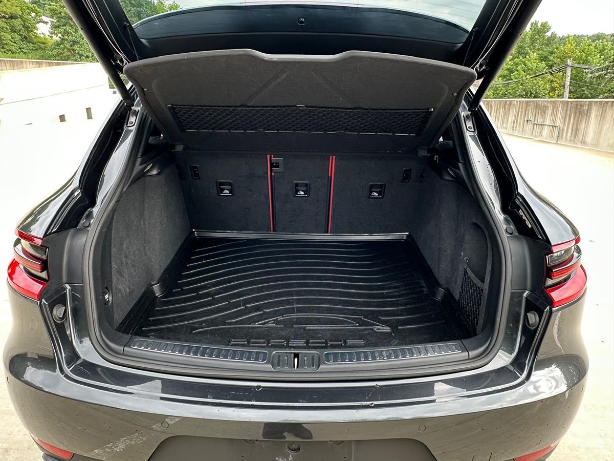 2017 Porsche Macan S photo 26