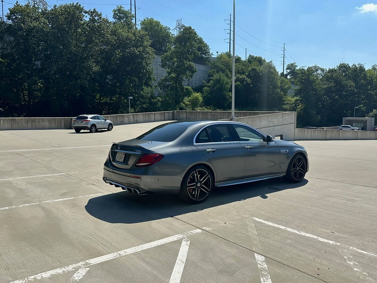 2018 Mercedes Benz E AMG 63 4MATIC Sedan photo 4