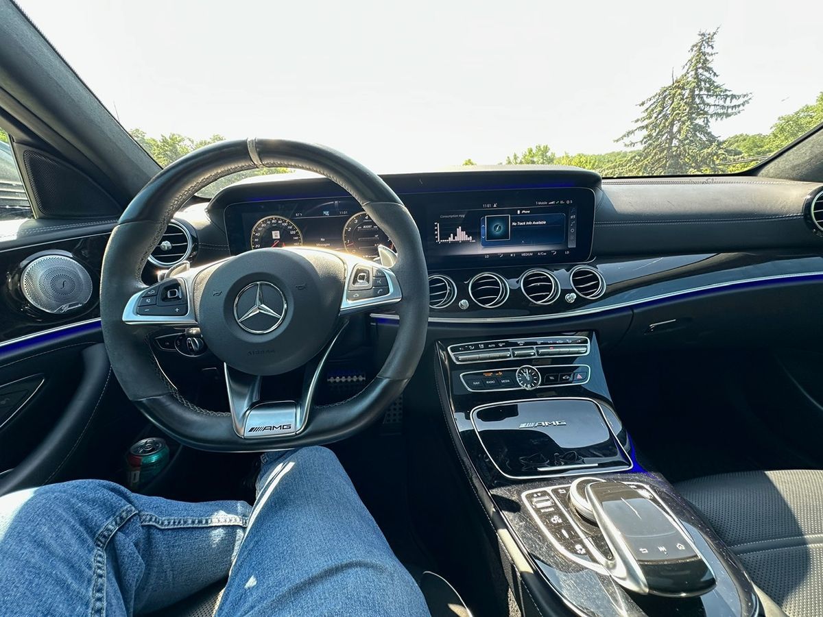 2018 Mercedes Benz E AMG 63 4MATIC Sedan photo 19