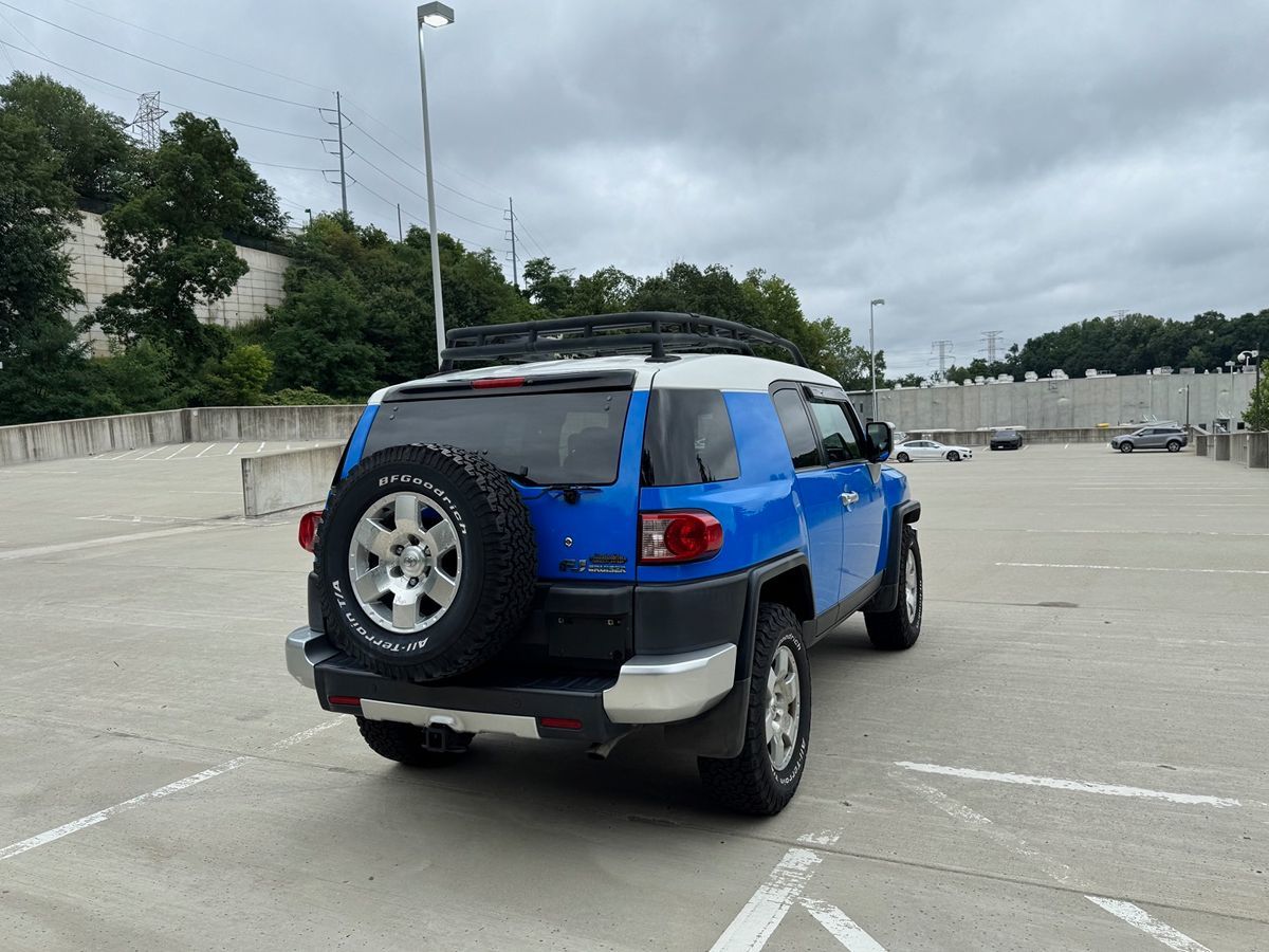 2007 Toyota FJ Cruiser Base photo 3