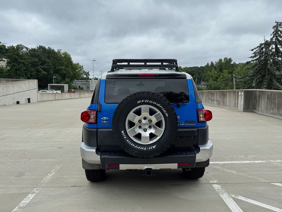2007 Toyota FJ Cruiser Base photo 4