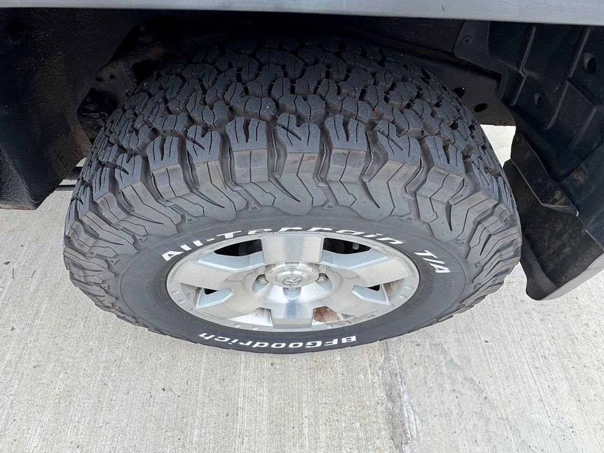 2007 Toyota FJ Cruiser Base photo 24