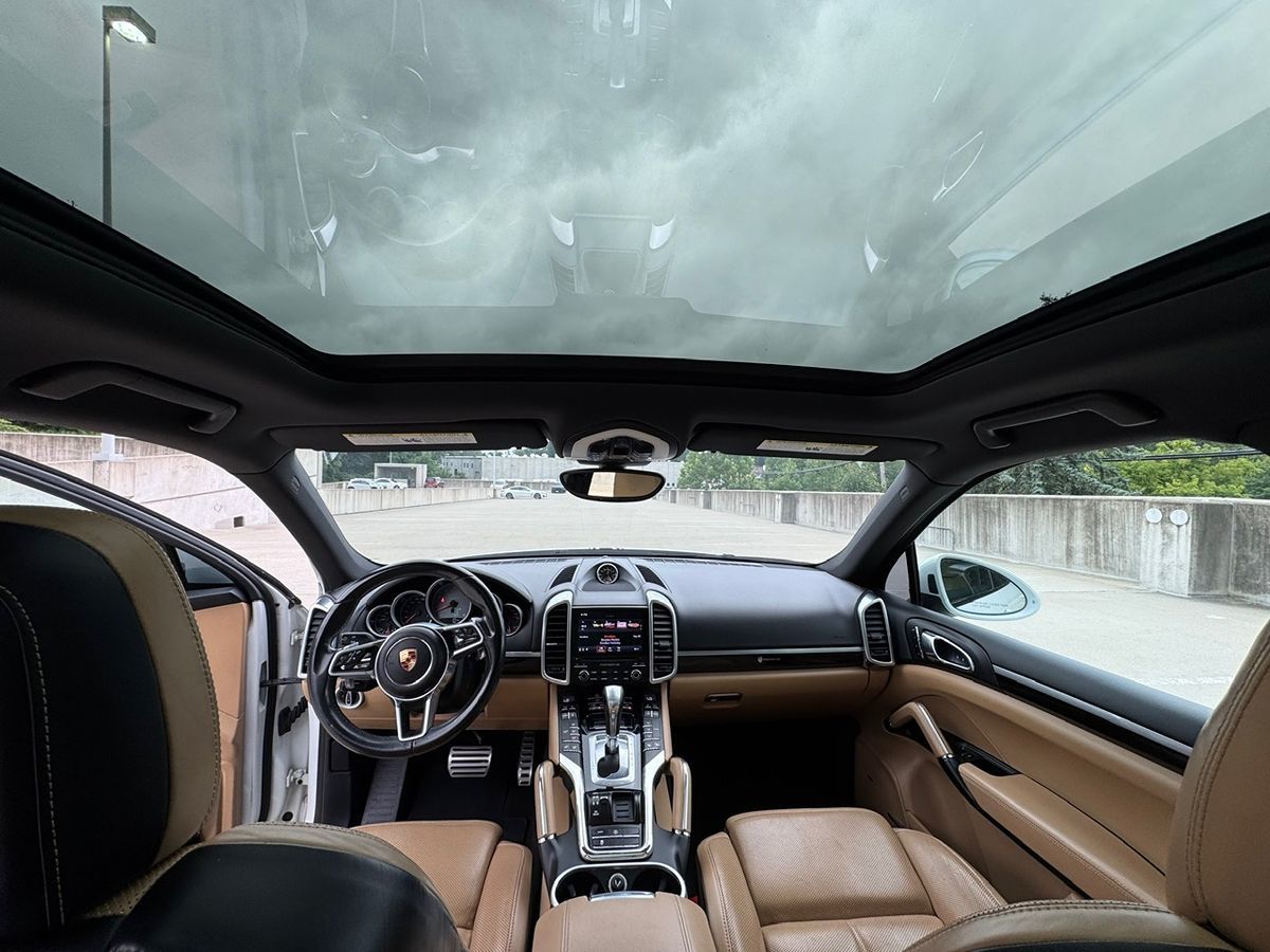 2017 Porsche Cayenne S photo 15