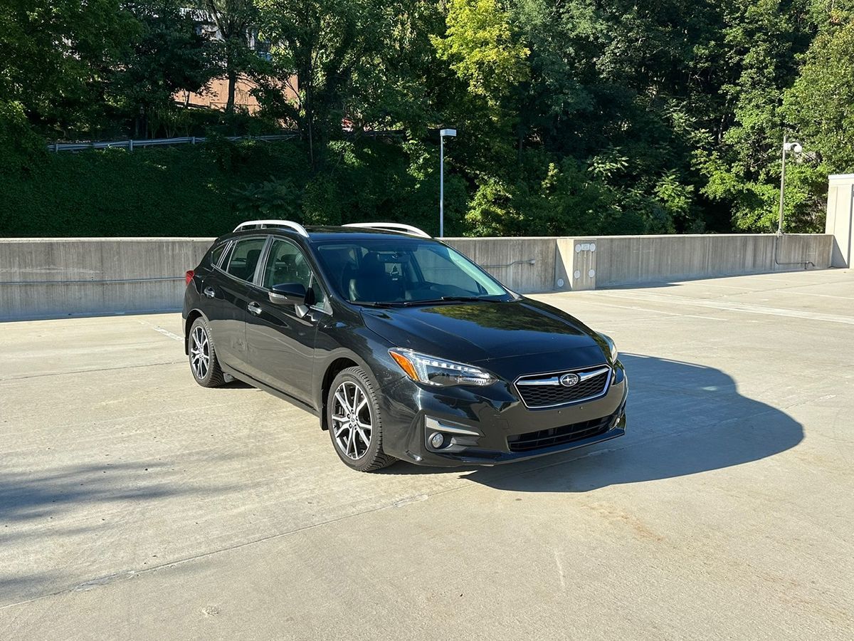2018 Subaru Impreza Limited photo 2