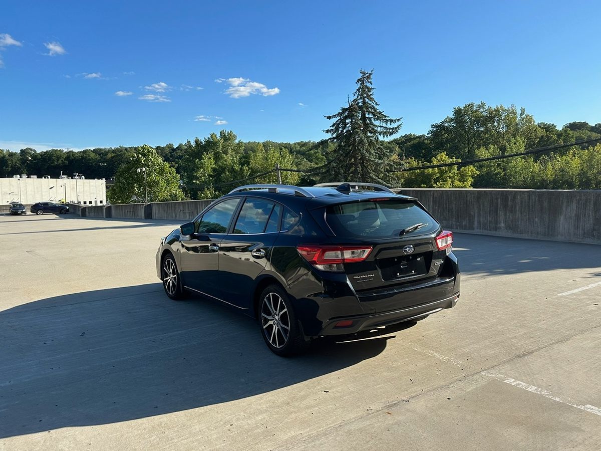 2018 Subaru Impreza Limited photo 6