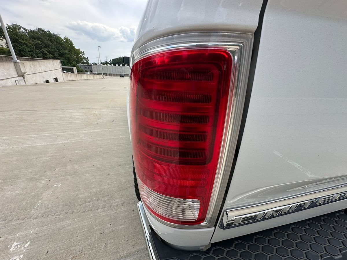 2017 Ram 1500 Limited photo 6