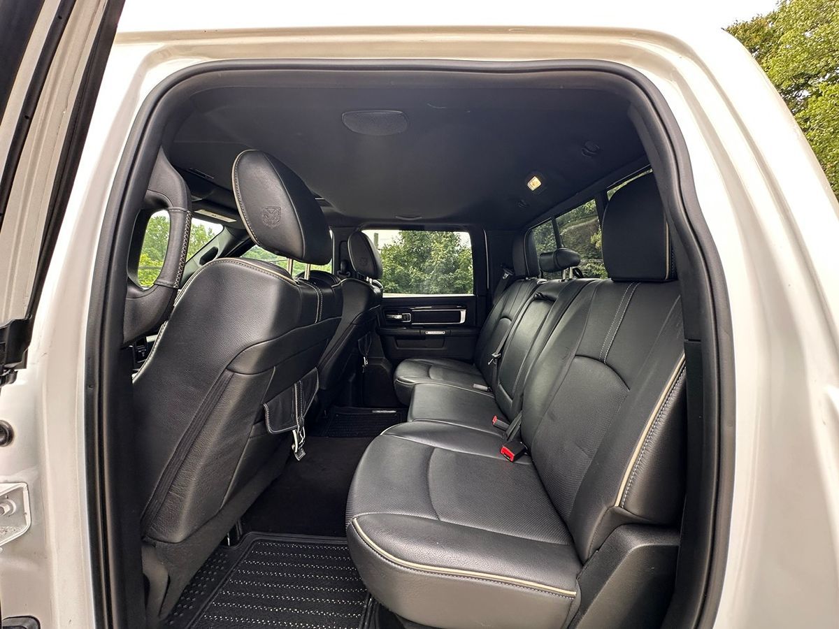 2017 Ram 1500 Limited photo 12