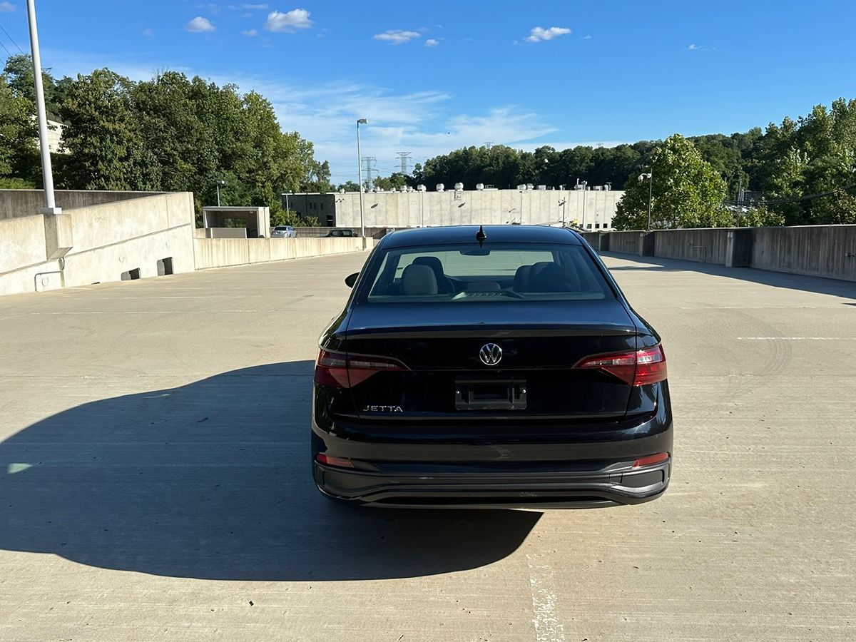 2024 Volkswagen Jetta S photo 5