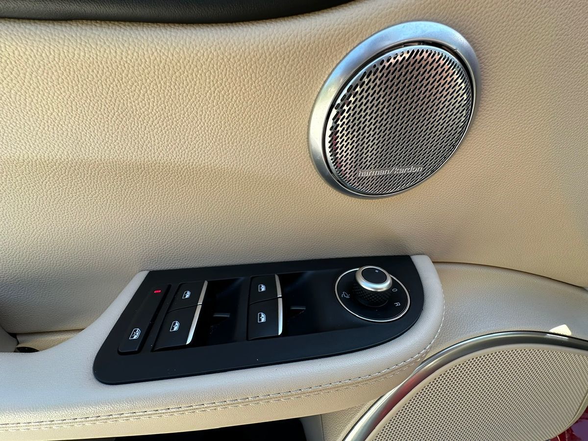 2019 Alfa Romeo Giulia Ti photo 27