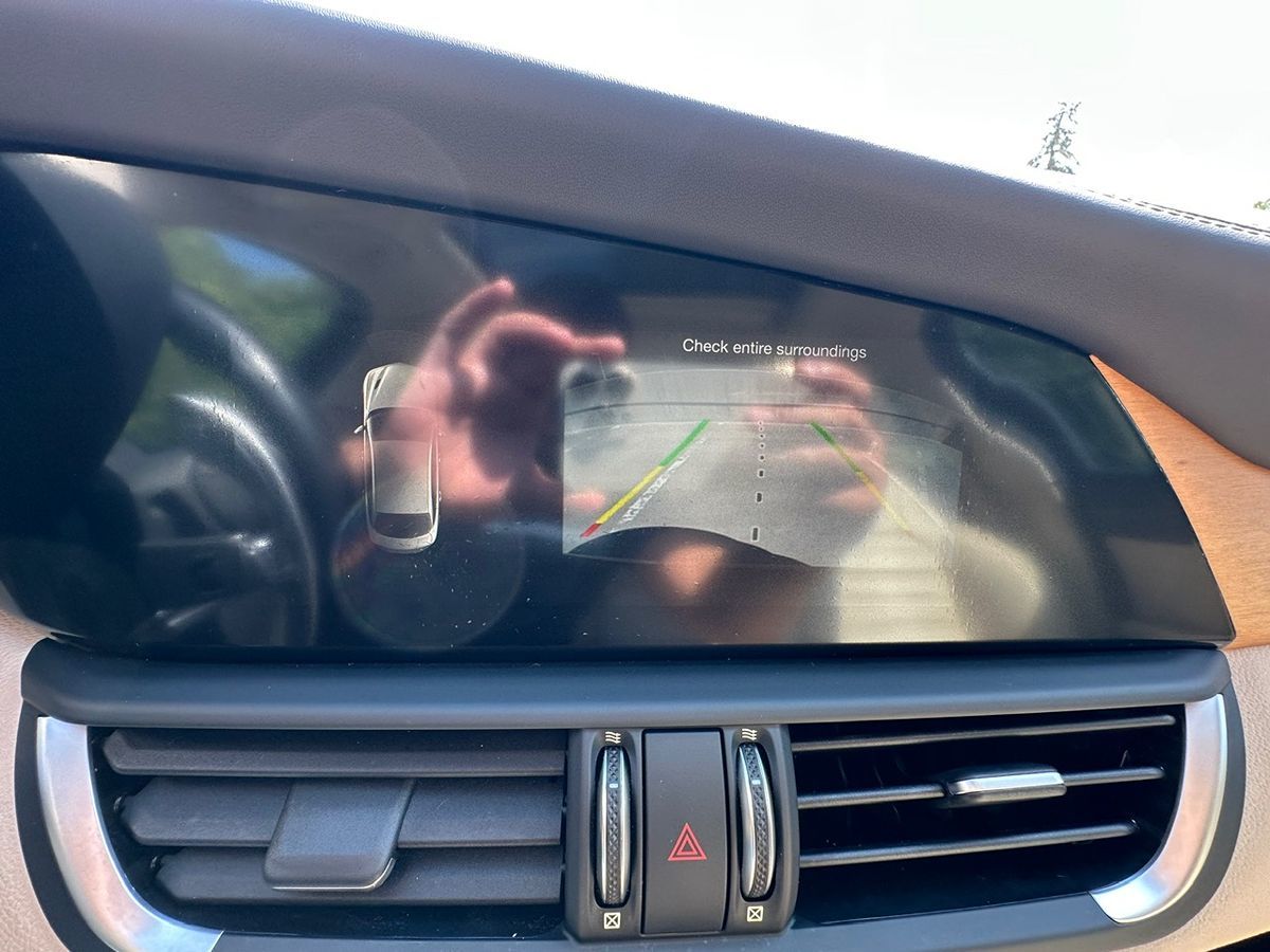 2019 Alfa Romeo Giulia Ti photo 30