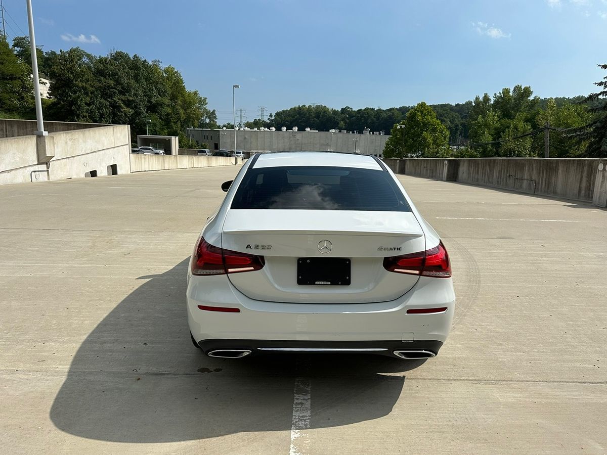 2019 Mercedes Benz A 220 4MATIC photo 6