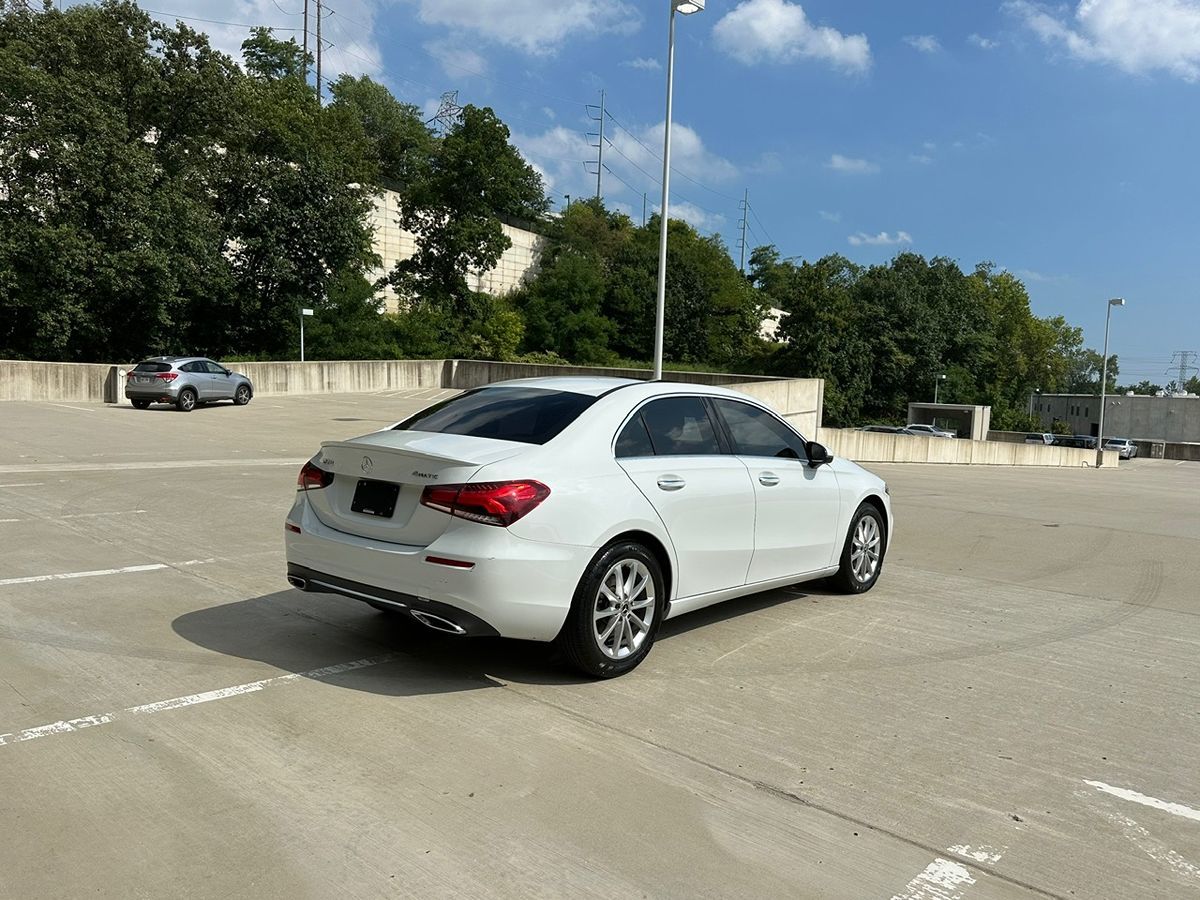 2019 Mercedes Benz A 220 4MATIC photo 5