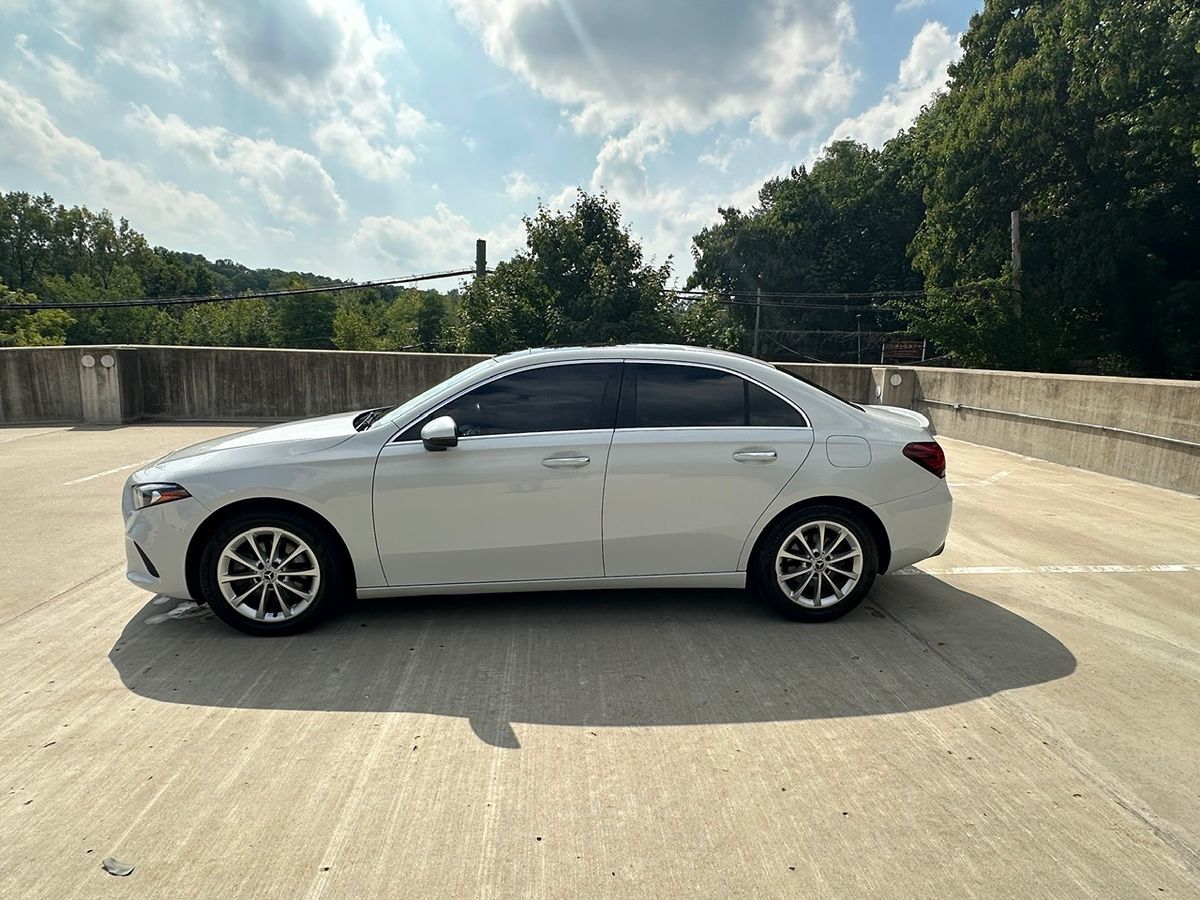 2019 Mercedes Benz A 220 4MATIC photo 8