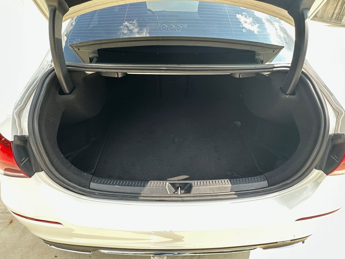 2019 Mercedes Benz A 220 4MATIC photo 15