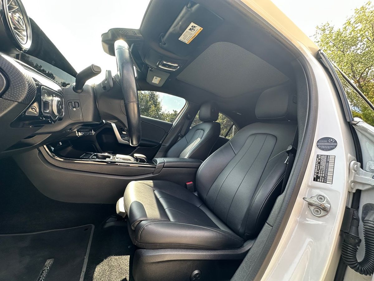 2019 Mercedes Benz A 220 4MATIC photo 16