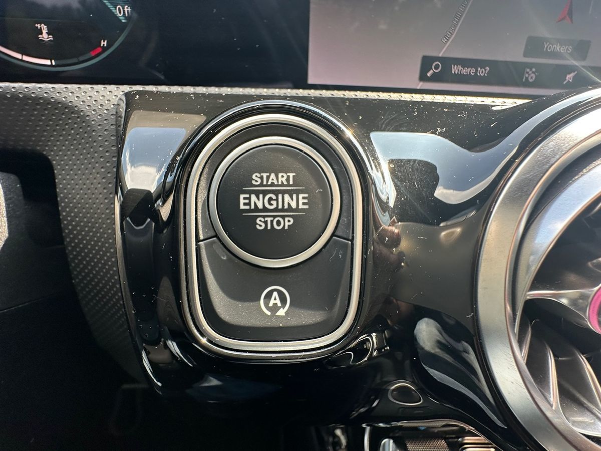 2019 Mercedes Benz A 220 4MATIC photo 27