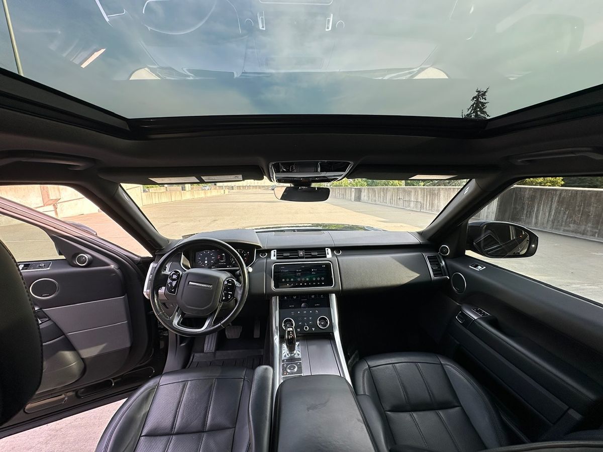 2018 Land Rover Range Rover Sport HSE photo 23