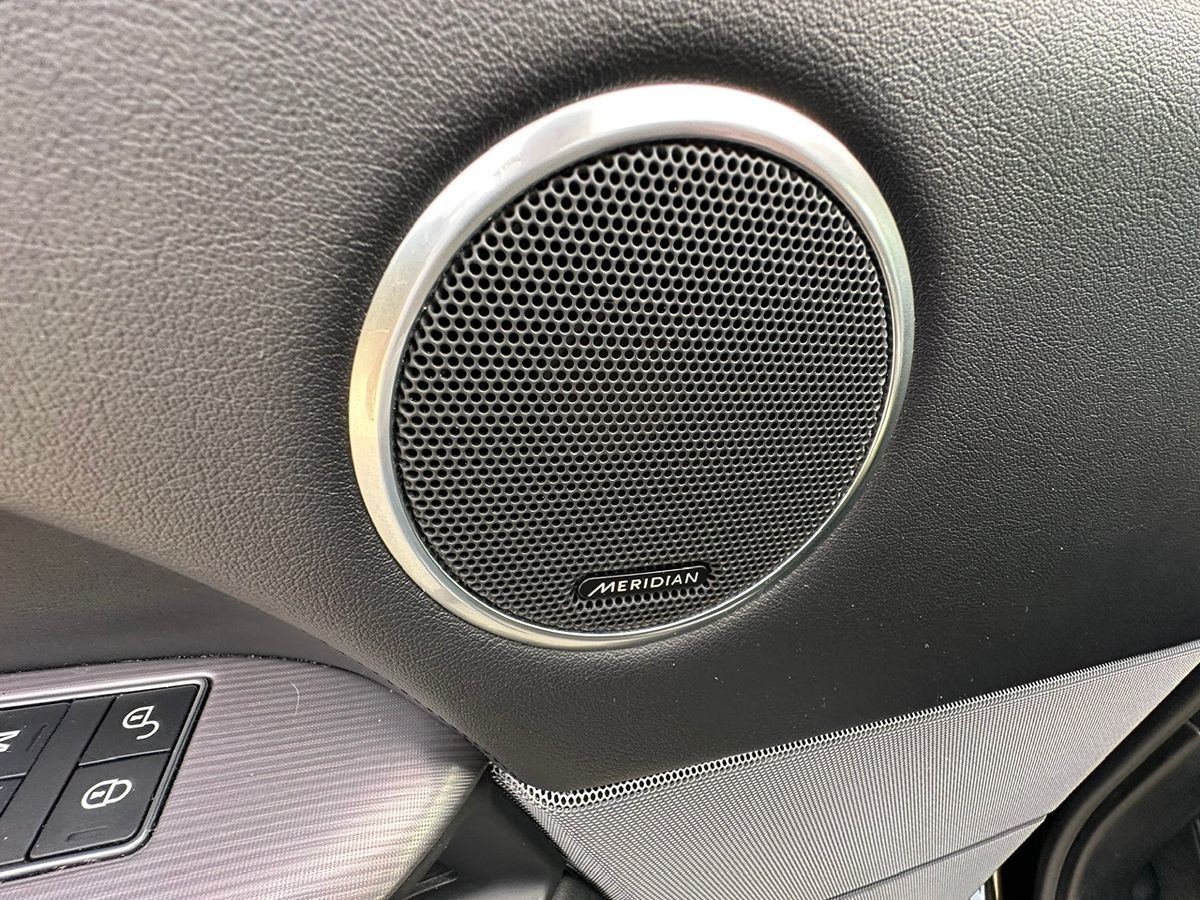2018 Land Rover Range Rover Sport HSE photo 24